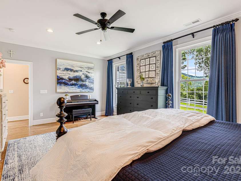 56 Fair Oaks Estate, Fletcher, NC 28732.  MLS# CAR4277078, YatesRealty ID 18320. 