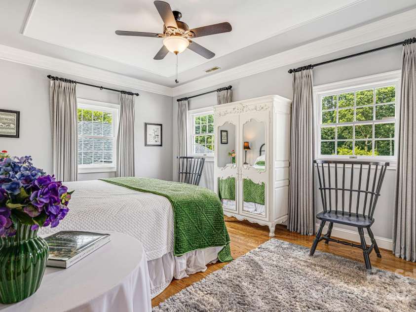 56 Fair Oaks Estate, Fletcher, NC 28732.  MLS# CAR4277078, YatesRealty ID 18320. 