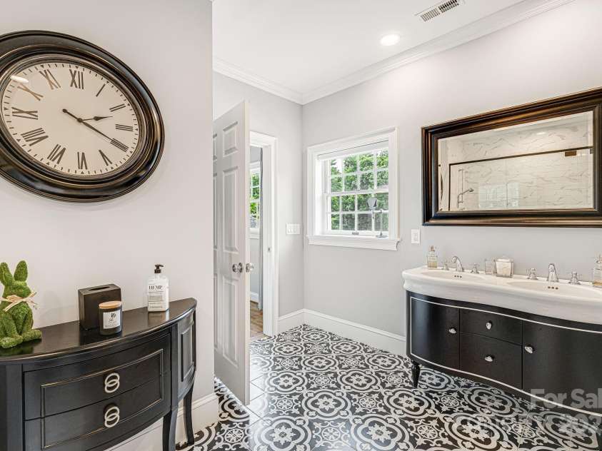 56 Fair Oaks Estate, Fletcher, NC 28732.  MLS# CAR4277078, YatesRealty ID 18320. 