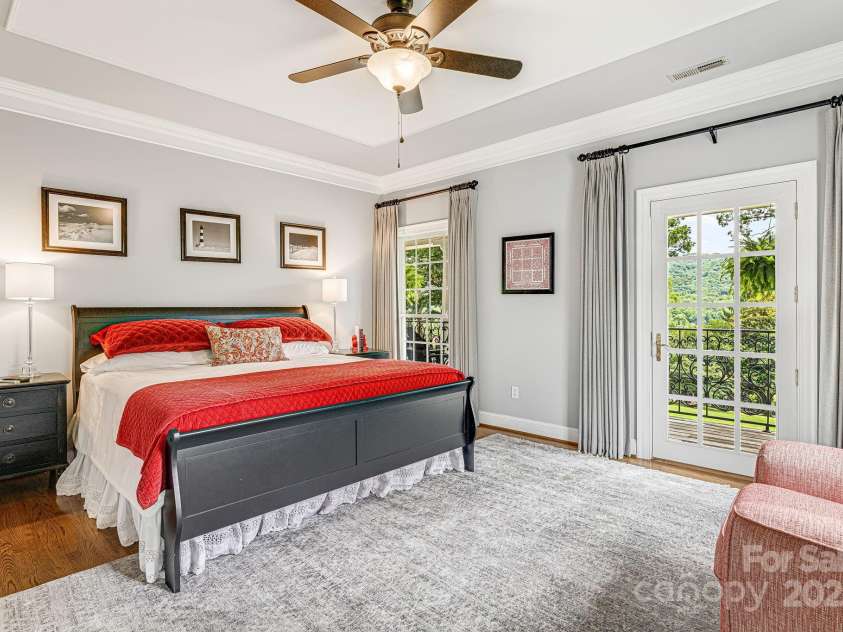 56 Fair Oaks Estate, Fletcher, NC 28732.  MLS# CAR4277078, YatesRealty ID 18320. 