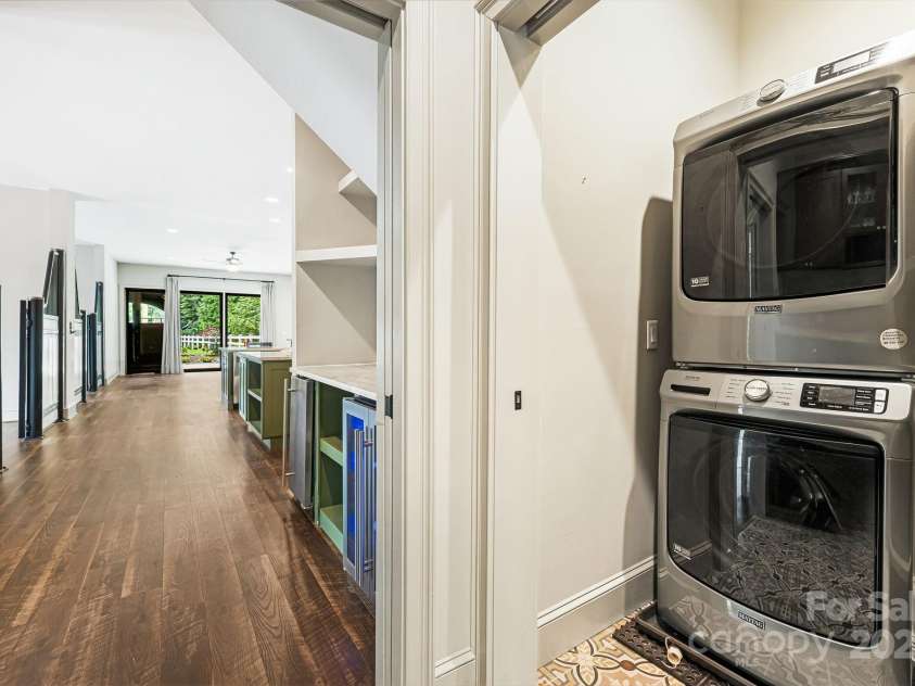 56 Fair Oaks Estate, Fletcher, NC 28732.  MLS# CAR4277078, YatesRealty ID 18320. 