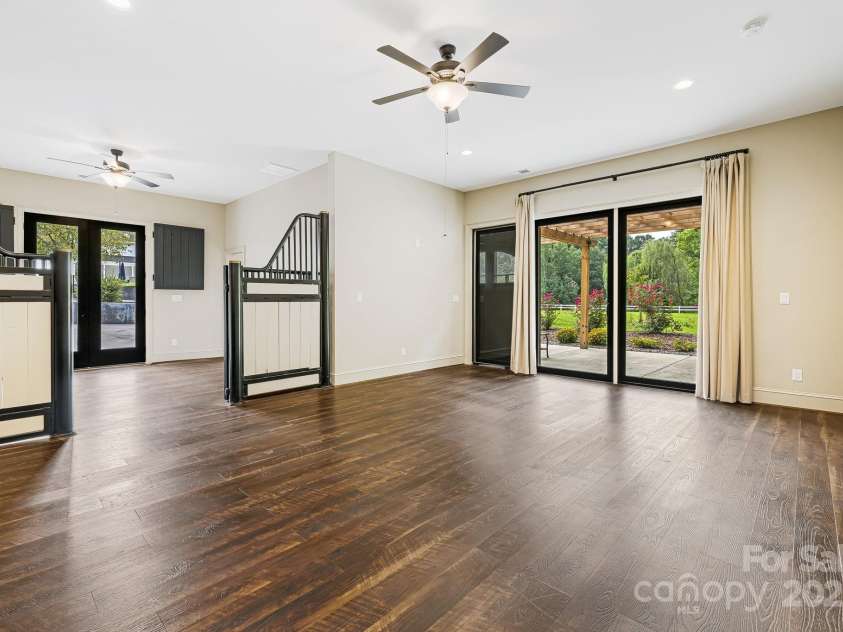 56 Fair Oaks Estate, Fletcher, NC 28732.  MLS# CAR4277078, YatesRealty ID 18320. 