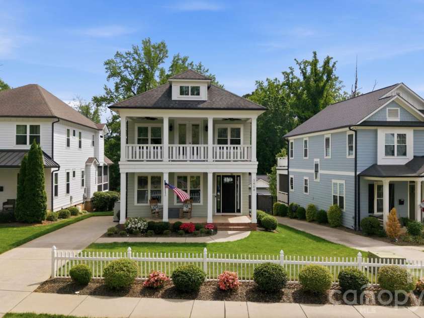 3404 Cosby Place, Charlotte, NC 28205.  MLS# CAR4366736, YatesRealty ID 18321. 