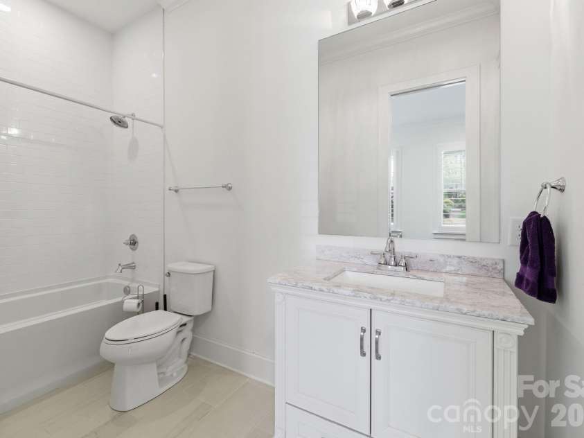 3404 Cosby Place, Charlotte, NC 28205.  MLS# CAR4366736, YatesRealty ID 18321. 