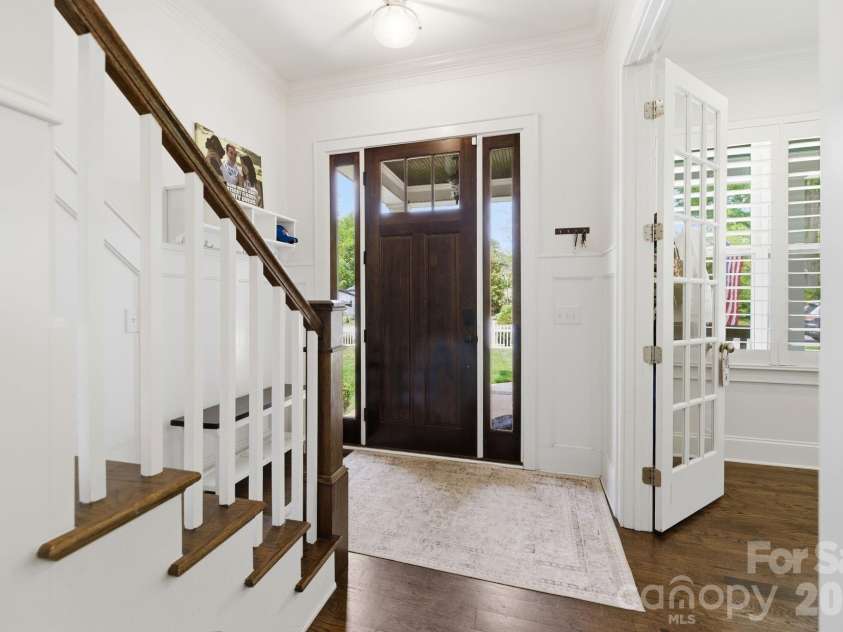 3404 Cosby Place, Charlotte, NC 28205.  MLS# CAR4366736, YatesRealty ID 18321. 
