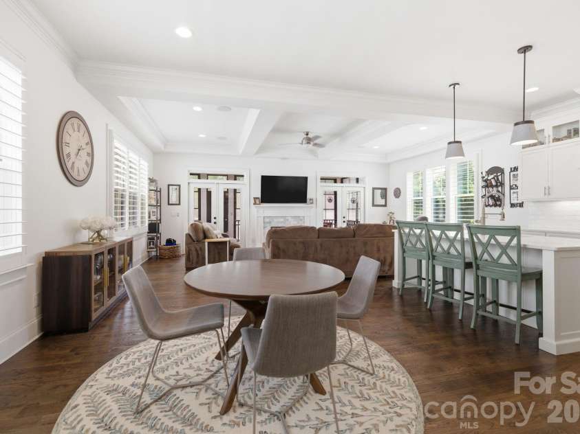 3404 Cosby Place, Charlotte, NC 28205.  MLS# CAR4366736, YatesRealty ID 18321. 