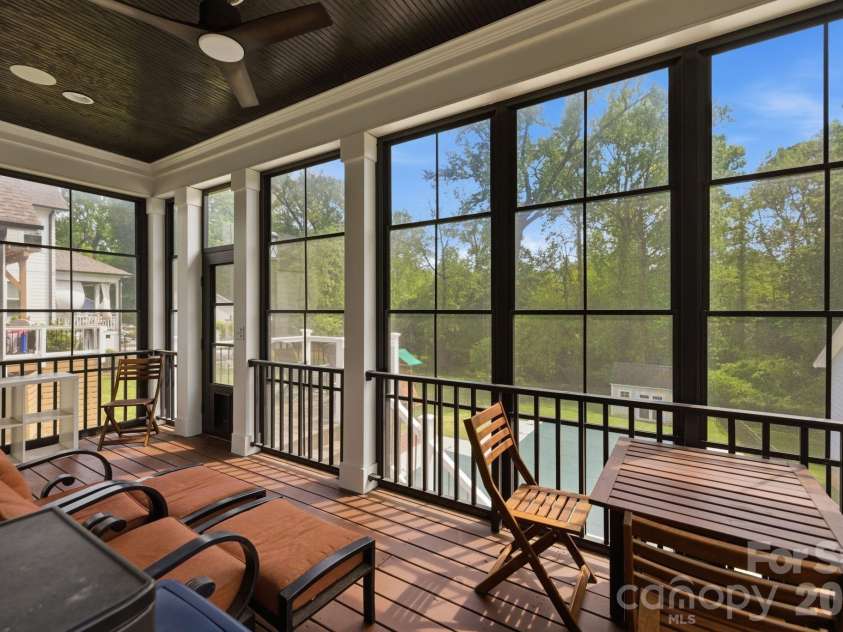 3404 Cosby Place, Charlotte, NC 28205.  MLS# CAR4366736, YatesRealty ID 18321. 