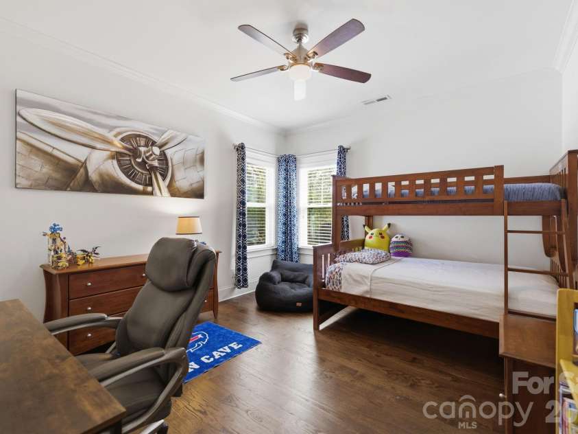 3404 Cosby Place, Charlotte, NC 28205.  MLS# CAR4366736, YatesRealty ID 18321. 