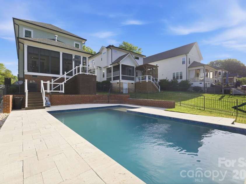 3404 Cosby Place, Charlotte, NC 28205.  MLS# CAR4366736, YatesRealty ID 18321. 