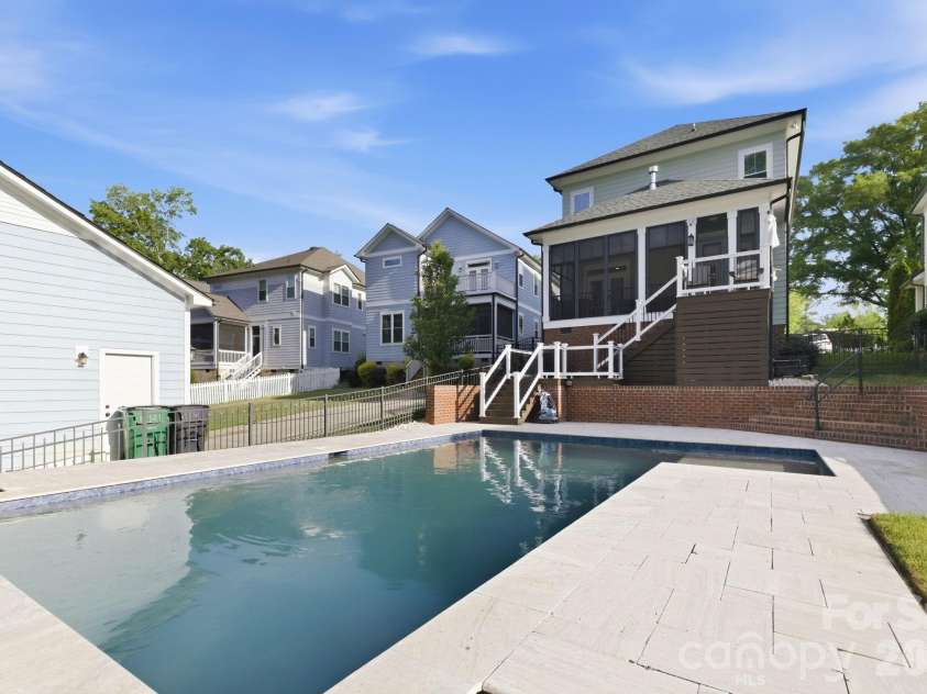 3404 Cosby Place, Charlotte, NC 28205.  MLS# CAR4366736, YatesRealty ID 18321. 