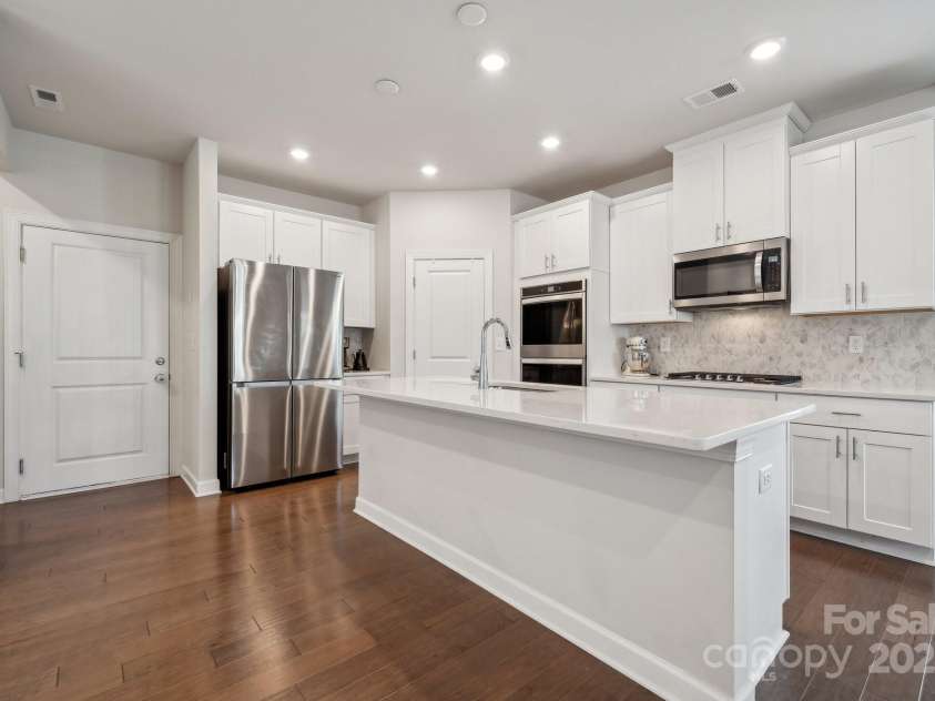 500 Cedar Knoll Circle, Pineville, NC 28134.  MLS# CAR4264878, YatesRealty ID 18321. 