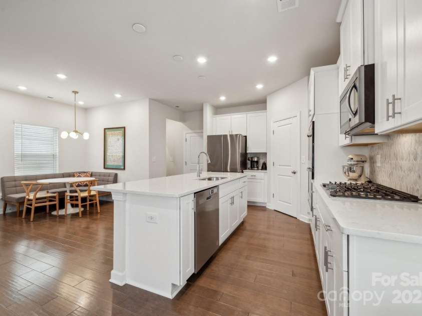 500 Cedar Knoll Circle, Pineville, NC 28134.  MLS# CAR4264878, YatesRealty ID 18321. 