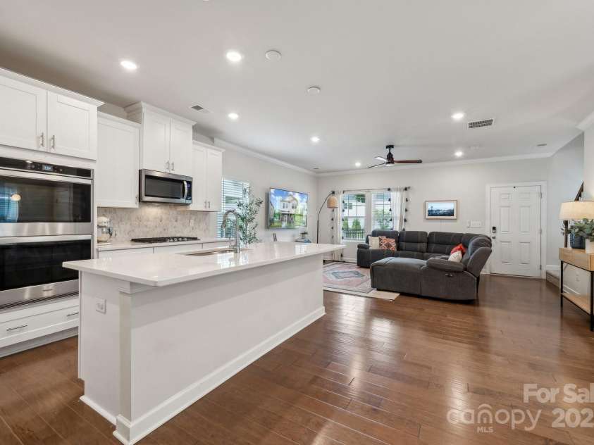 500 Cedar Knoll Circle, Pineville, NC 28134.  MLS# CAR4264878, YatesRealty ID 18321. 