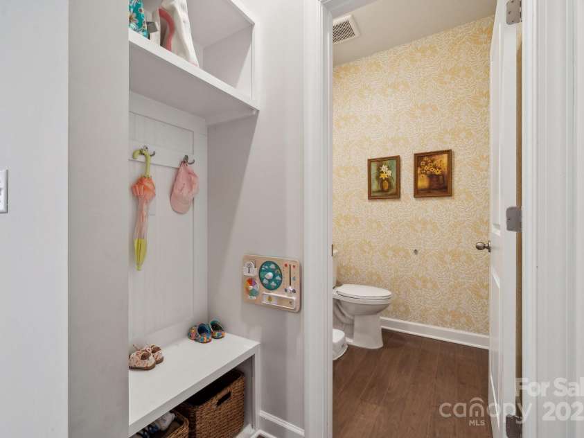 500 Cedar Knoll Circle, Pineville, NC 28134.  MLS# CAR4264878, YatesRealty ID 18321. 