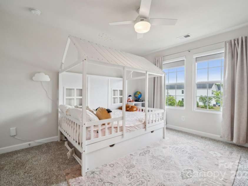 500 Cedar Knoll Circle, Pineville, NC 28134.  MLS# CAR4264878, YatesRealty ID 18321. 