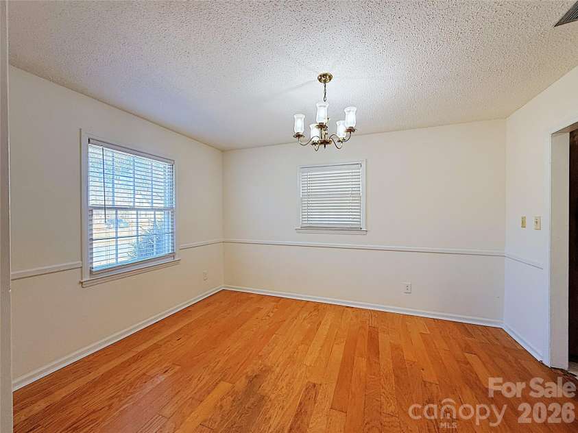 6625 Old Post Road, Charlotte, NC 28212.  MLS# CAR4341423, YatesRealty ID 18322. 