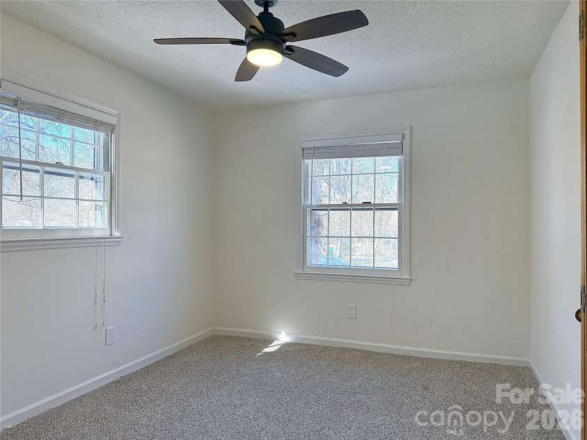 6625 Old Post Road, Charlotte, NC 28212.  MLS# CAR4341423, YatesRealty ID 18322. 