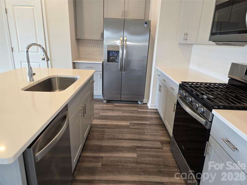 4203 Evening Trail, Concord, NC 28027.  MLS# CAR4371374, YatesRealty ID 18323. Kitchen