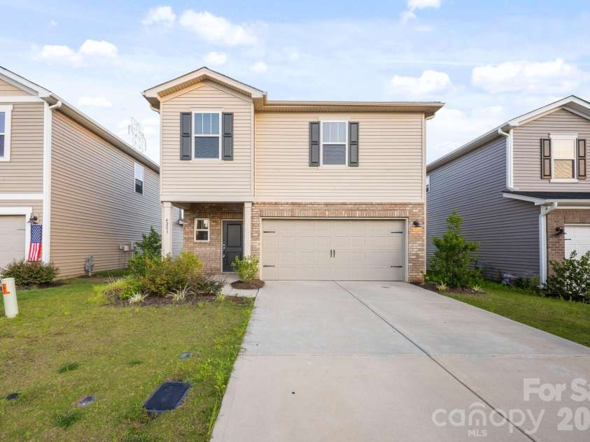 4203 Evening Trail, Concord, NC 28027.  MLS# CAR4402043, YatesRealty ID 18323. 