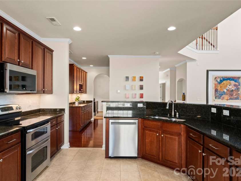5049 Gladiola Way, Fort Mill, SC 29708.  MLS# CAR4356980, YatesRealty ID 18324. 
