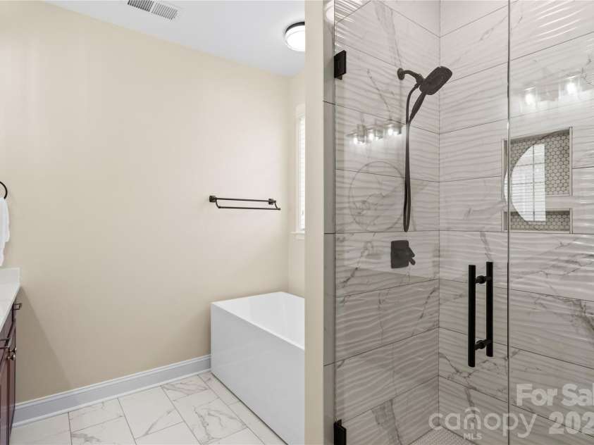 5049 Gladiola Way, Fort Mill, SC 29708.  MLS# CAR4356980, YatesRealty ID 18324. 