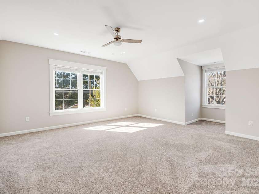 251 Hi Alta Avenue, Asheville, NC 28806.  MLS# CAR4256720, YatesRealty ID 18325. 4th Bedroon Upstairs