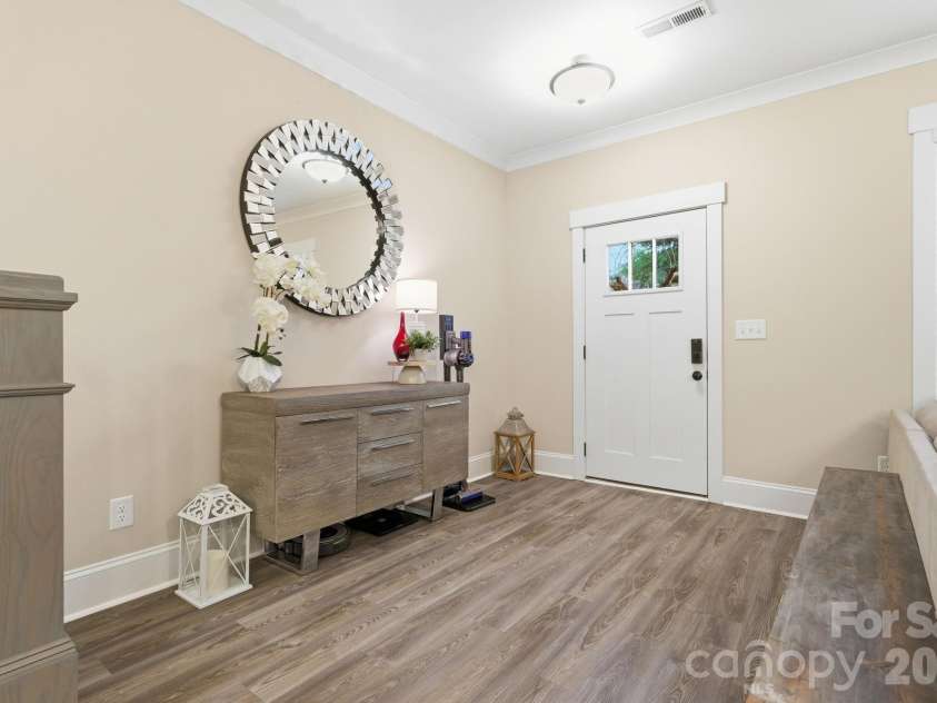 729 Veloway Drive, Rock Hill, SC 29730.  MLS# CAR4376422, YatesRealty ID 18325. 