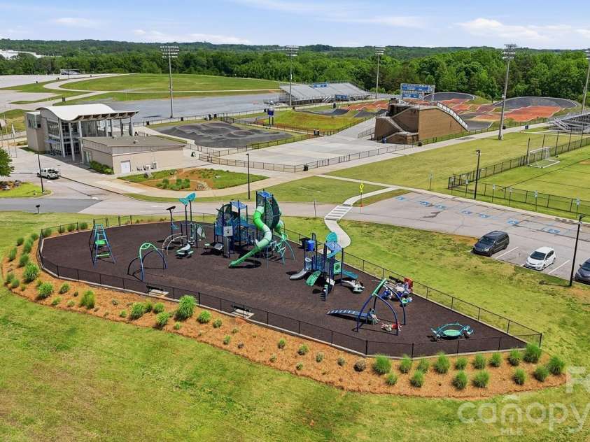 729 Veloway Drive, Rock Hill, SC 29730.  MLS# CAR4376422, YatesRealty ID 18325. Community Playground