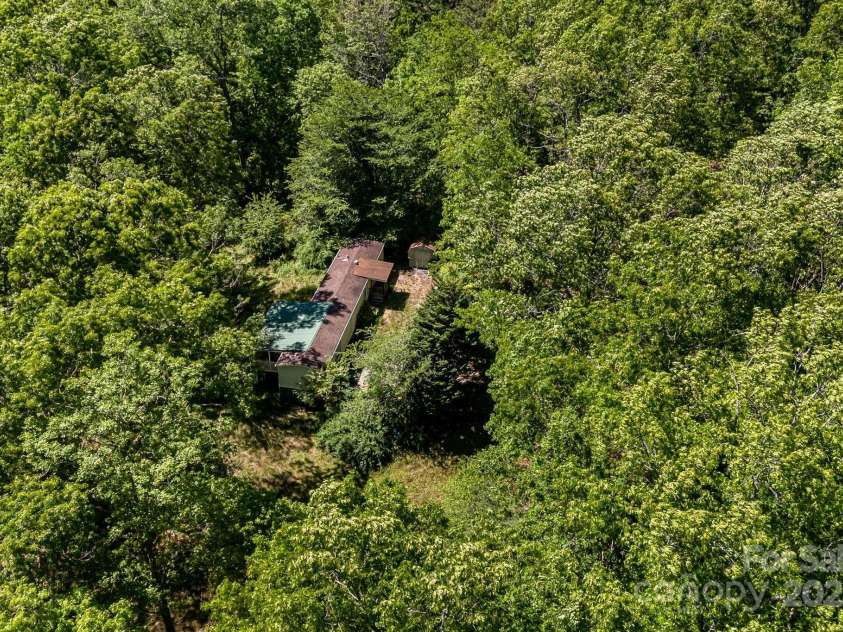 501 Deer Chase Circle, Cedar Mountain, NC 28718.  MLS# CAR4264548, YatesRealty ID 18326. 