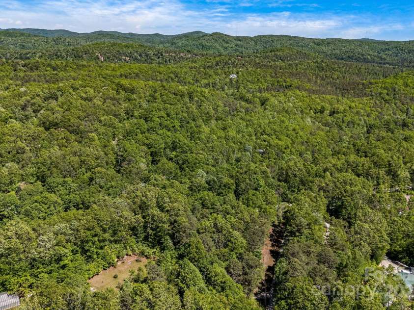 501 Deer Chase Circle, Cedar Mountain, NC 28718.  MLS# CAR4264548, YatesRealty ID 18326. 