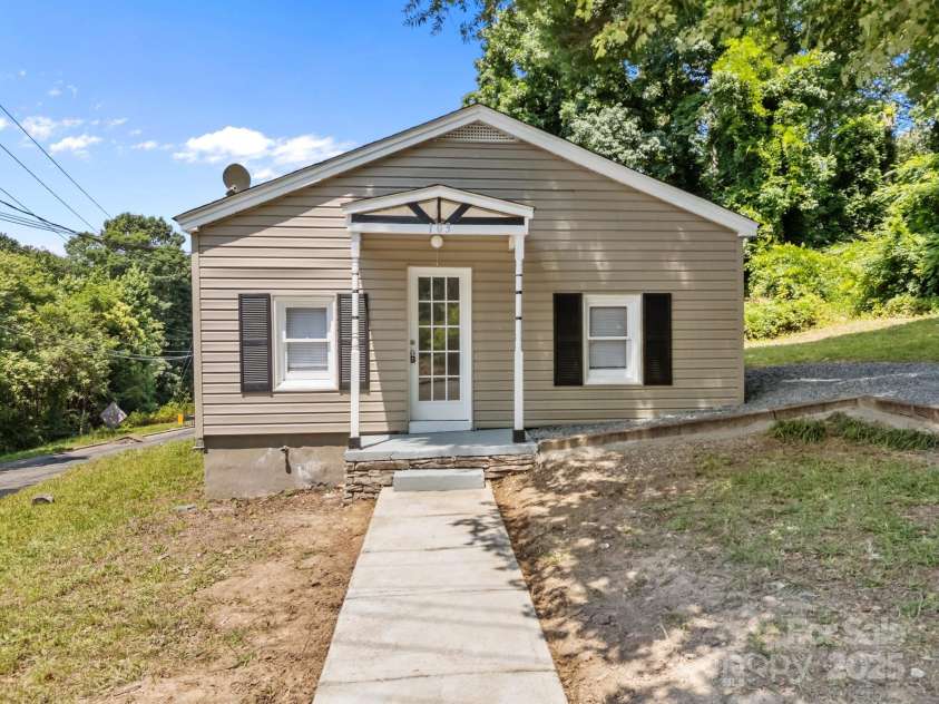 103 Garfield Avenue, Albemarle, NC 28001.  MLS# CAR4267440, YatesRealty ID 18327. 