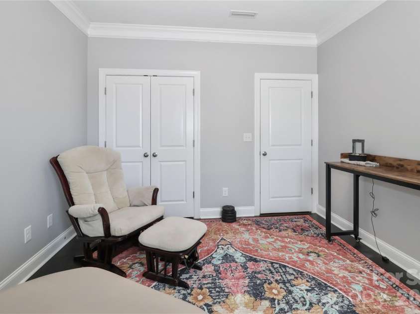 117 Tomahawk Drive, Mooresville, NC 28117.  MLS# CAR4372781, YatesRealty ID 18329. 