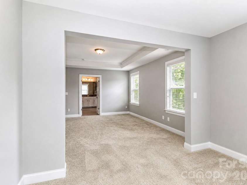 117 Tomahawk Drive, Mooresville, NC 28117.  MLS# CAR4372781, YatesRealty ID 18329. 