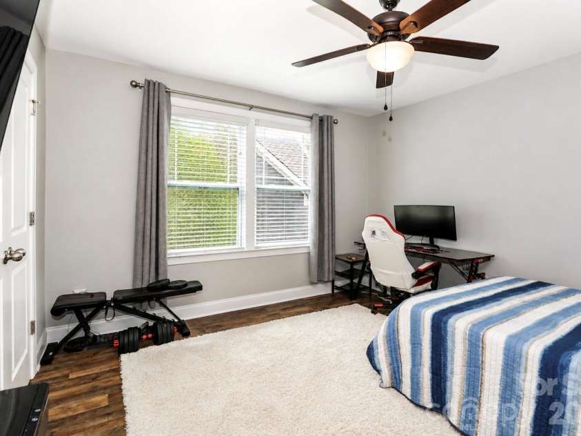 117 Tomahawk Drive, Mooresville, NC 28117.  MLS# CAR4372781, YatesRealty ID 18329. 
