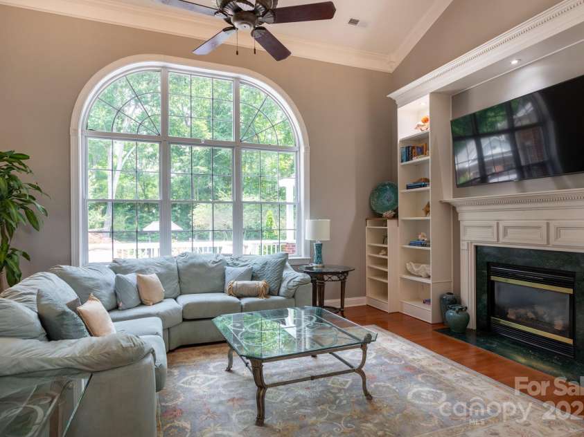 2031 Brook View Court, Matthews, NC 28104.  MLS# CAR4266397, YatesRealty ID 18329. 