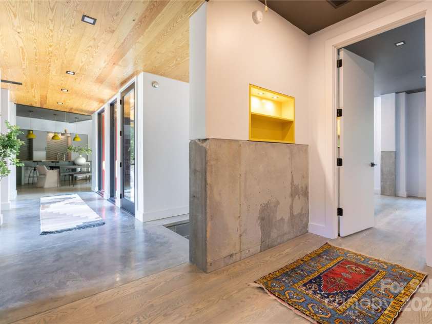 386 Squirrel Lane, Clover, SC 29710.  MLS# CAR4305533, YatesRealty ID 1833. 