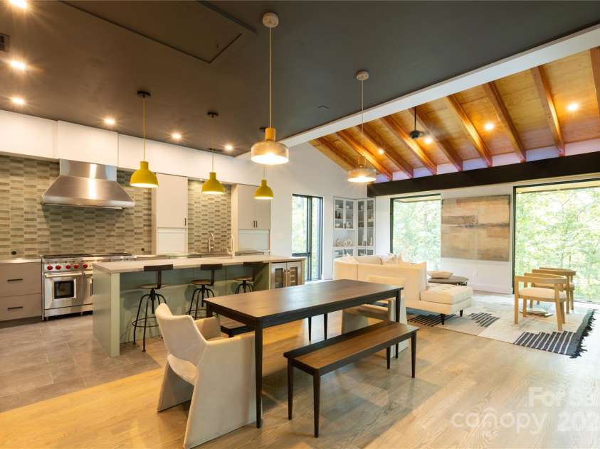 386 Squirrel Lane, Clover, SC 29710.  MLS# CAR4305533, YatesRealty ID 1833. 