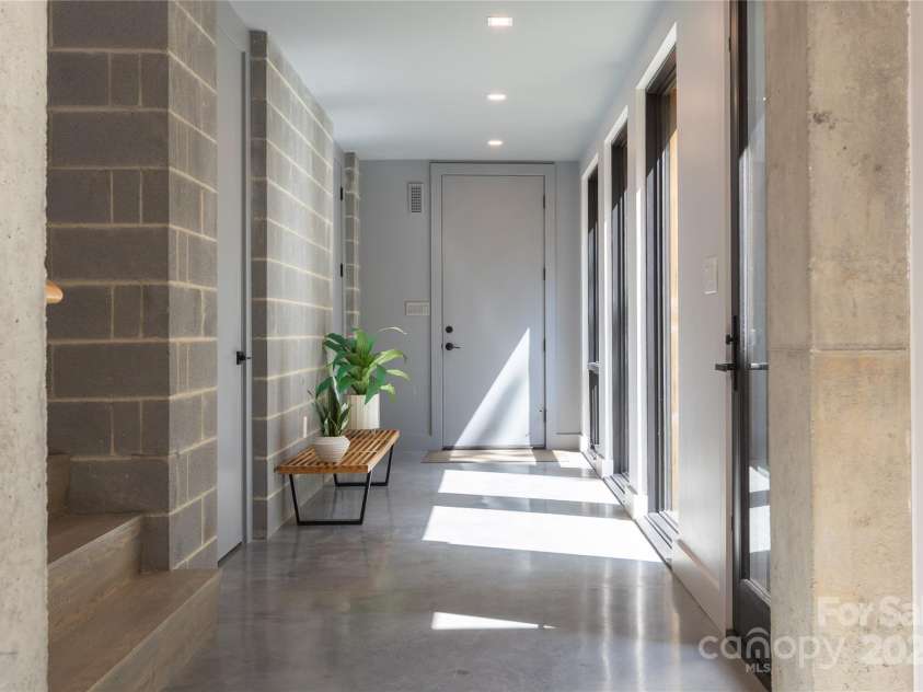 386 Squirrel Lane, Clover, SC 29710.  MLS# CAR4305533, YatesRealty ID 1833. 