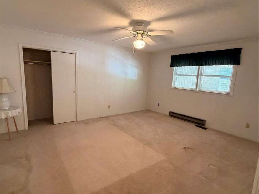 213 Stowe Road, Gastonia, NC 28056.  MLS# CAR4371402, YatesRealty ID 18330. 