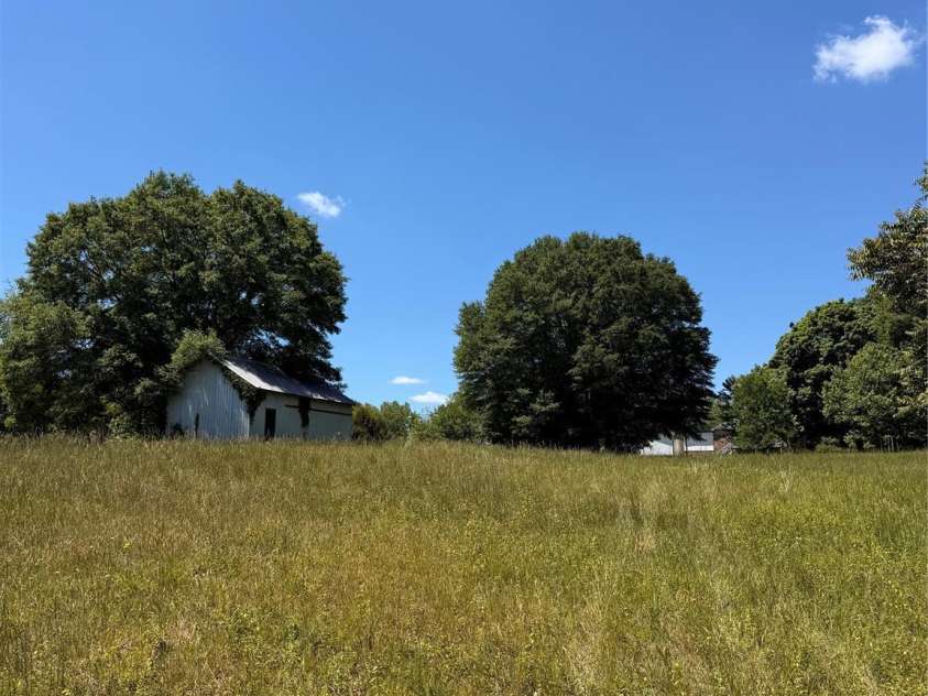 213 Stowe Road, Gastonia, NC 28056.  MLS# CAR4371402, YatesRealty ID 18330. 