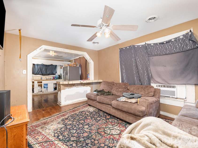 1209 3rd Street, Spencer, NC 28159.  MLS# CAR4312729, YatesRealty ID 18332. 