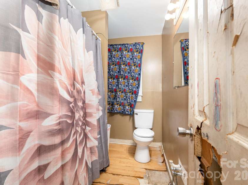 1209 3rd Street, Spencer, NC 28159.  MLS# CAR4312729, YatesRealty ID 18332. 
