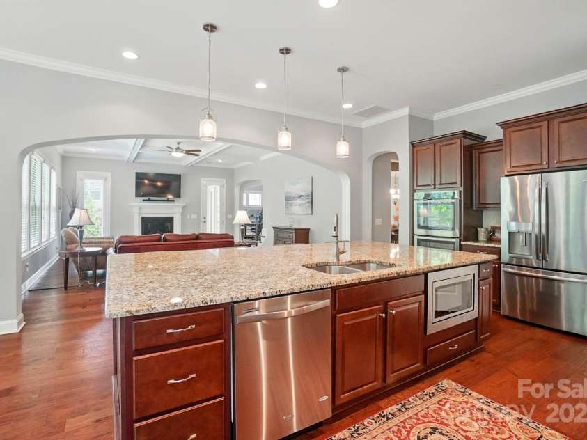 463 Langston Place Drive, Fort Mill, SC 29708.  MLS# CAR4267407, YatesRealty ID 18332. 