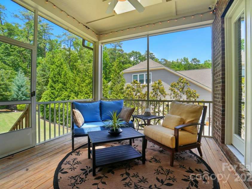 463 Langston Place Drive, Fort Mill, SC 29708.  MLS# CAR4267407, YatesRealty ID 18332. 
