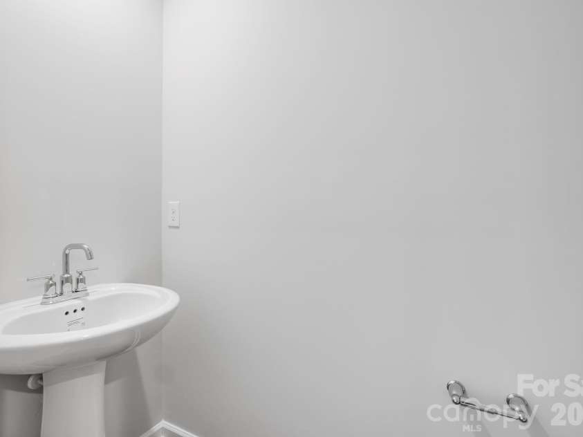 704 Espresso Drive, Shelby, NC 28152.  MLS# CAR4343617, YatesRealty ID 18333. 