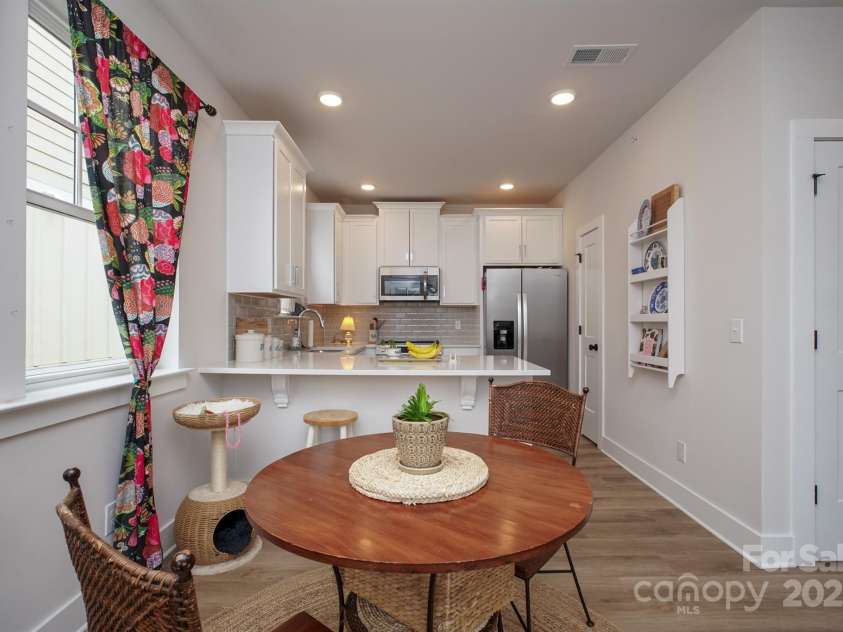 711 Beaty Street, Davidson, NC 28036.  MLS# CAR4261256, YatesRealty ID 18333. Dining and Kitchen