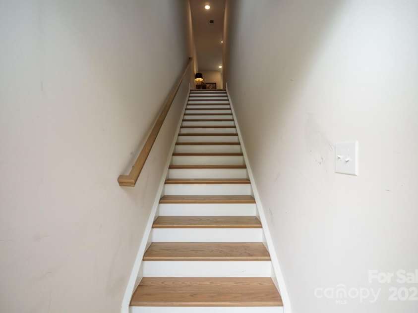 711 Beaty Street, Davidson, NC 28036.  MLS# CAR4261256, YatesRealty ID 18333. Entry Stairs