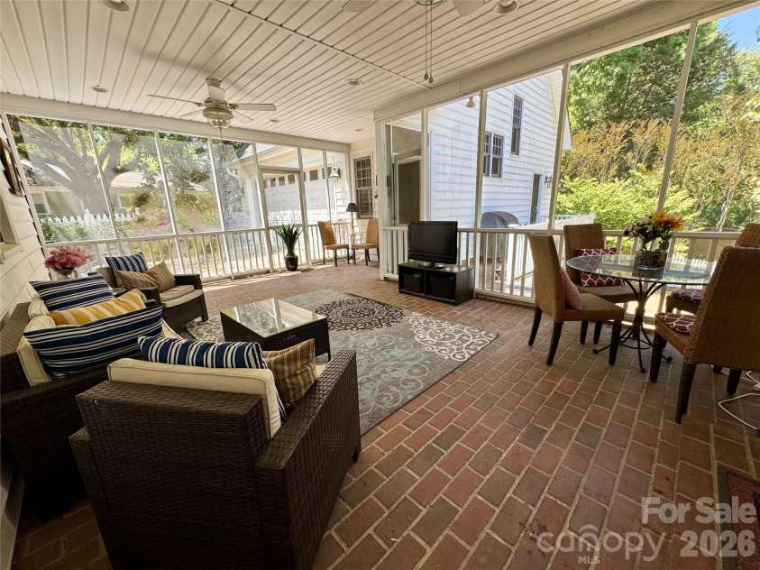 135 Eastover Drive, Concord, NC 28025.  MLS# CAR4372320, YatesRealty ID 18335. 