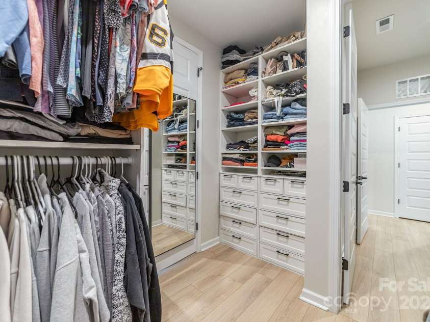 8011 Green Heron Court, Belmont, NC 28012.  MLS# CAR4247022, YatesRealty ID 18336. 