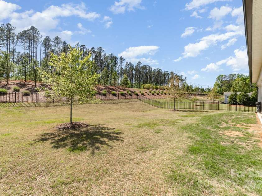 8011 Green Heron Court, Belmont, NC 28012.  MLS# CAR4247022, YatesRealty ID 18336. 